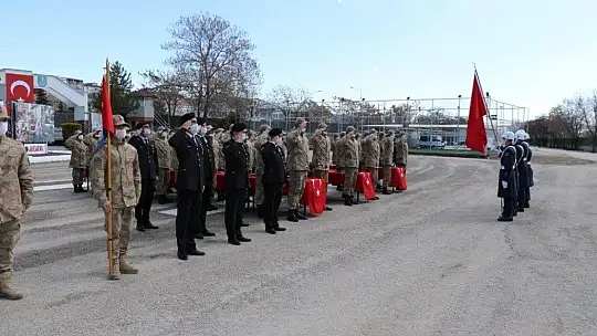 Elazığ'da acemi erler yemin etti