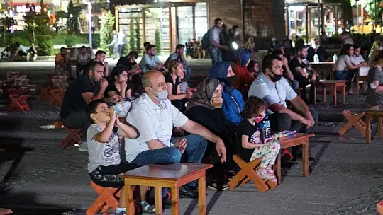 Elazığ'da açık hava sineması etkinliği