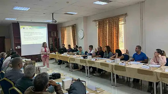 Elazığ'da aile hekimlerine eğitim