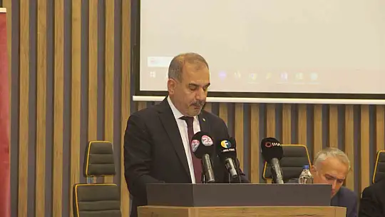 Elazığ'da Akıllı Şehirler ve Akıllı Belediyecilik Uygulamaları Paneli düzenlendi