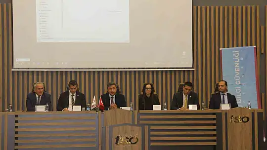 Elazığ'da Akıllı Şehirler ve Akıllı Belediyecilik Uygulamaları Paneli düzenlendi
