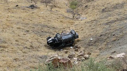 Elazığ'da araç şarampole uçtu: 1 yaralı