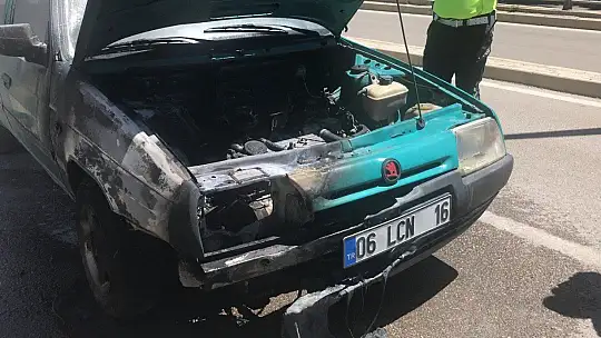 Elazığ'da araç yangını