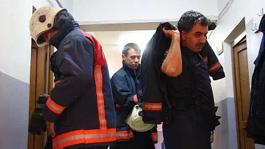 Elazığ'da ateşin kahramanları 8 ayda bin 119 yangına müdahale etti