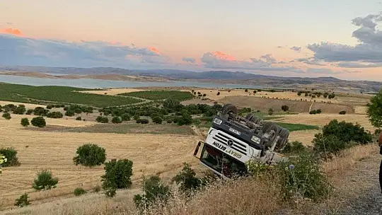 Elazığ'da beton mikseri devrildi: 1 yaralı