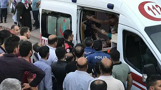 Elazığ'da bıçaklı kavga: 3 yaralı