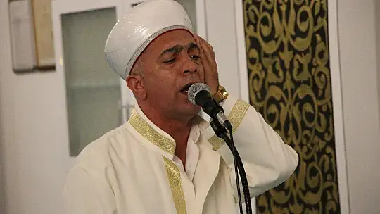Elazığ'da bin 11 camide eş zamanlı sela