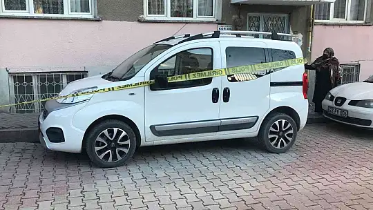 Elazığ'da sokak ortasında pompalı tüfek ile husumetlisini yaraladı