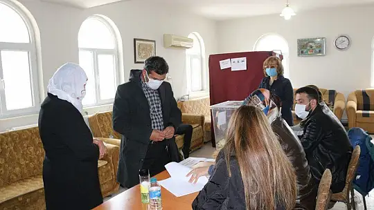 Elazığ'da bir köy mahalle olmak için referanduma gitti