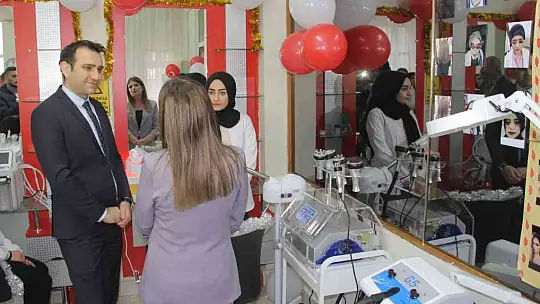 Elazığ'da bir lisede modern saç bakım ve cilt bakımı hizmetleri bölümü açıldı
