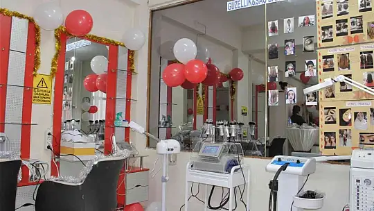 Elazığ'da bir lisede modern saç bakım ve cilt bakımı hizmetleri bölümü açıldı