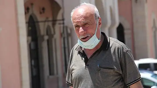 Elazığ'da bunaltıcı sıcaklık, termometreler 39'u gösterdi