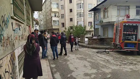 Elazığ'da çatı yangını