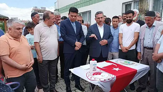 Elazığ'da çiftçilere 385 adet süt sağım makinesi dağıtıldı