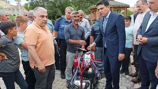 Elazığ'da çiftçilere 385 adet süt sağım makinesi dağıtıldı