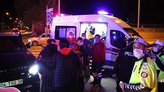 Elazığ'da cip ile otomobil çarpıştı: 2 ağır yaralı