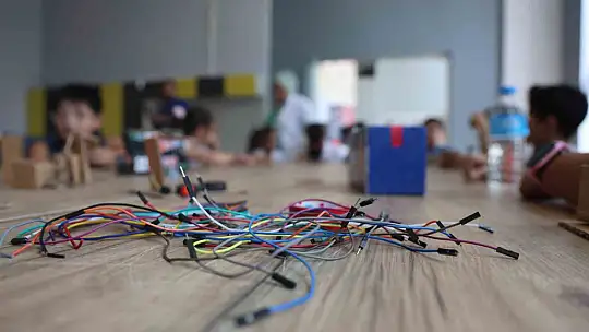 Elazığ'da çocuklara yönelik temel afet bilinçlendirme eğitimi