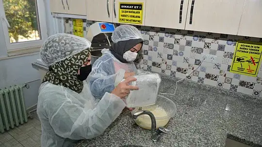 Elazığ'da çölyak hastası öğrenciler için 'glütensiz' ürünler üretilmeye başlandı