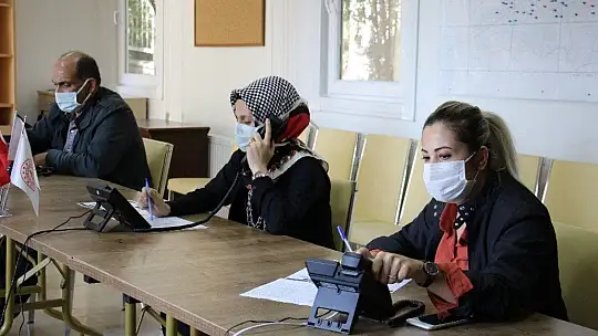 Elazığ'da Covid-19 ile ilgili aklına soru takılan herkes bu çağrı merkezini arıyor