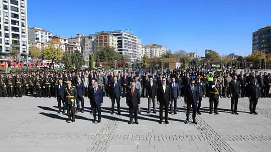 Elazığ'da Cumhuriyet Bayramı kutlamaları