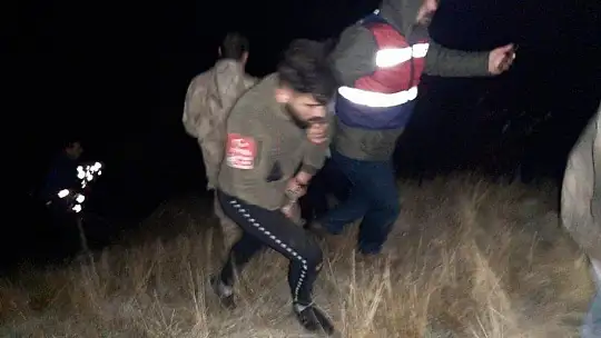 Defineciler Kazdıkları Kuyuda Yakalandılar!
