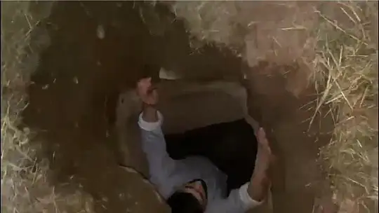Defineciler Kazdıkları Kuyuda Yakalandılar!