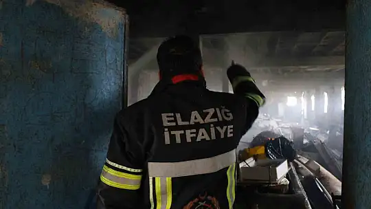 Elazığ'da depo yangını