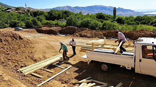 Elazığ'da deprem nedeniyle 18 köyde konut yapımına başlandı