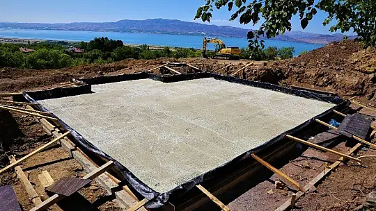 Elazığ'da deprem nedeniyle 18 köyde konut yapımına başlandı