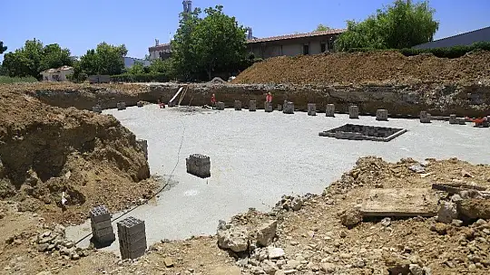 Elazığ'da deprem sonrası yıkılan okulların yerine 500 derslik