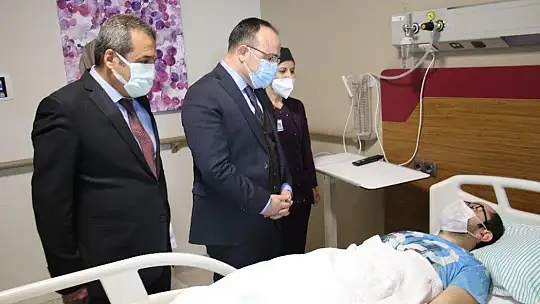 Elazığ'da depremde balkondan atlayanlar o anları anlattı