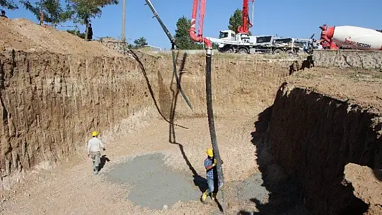 Elazığ'da depremden sonra 7'nci okulun temeli atıldı