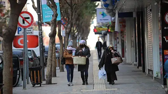 Elazığ'da depremi yaşayan vatandaşlar korku dolu anları anlattı