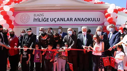 Elazığ'da depremin yaraları sarılıyor, 200 öğrenci kapasiteli anaokulu açıldı