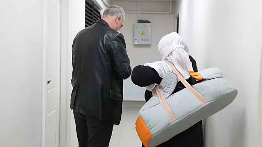 Zabıta ekiplerini gören dilenciler maraton koşucusunu aratmadı