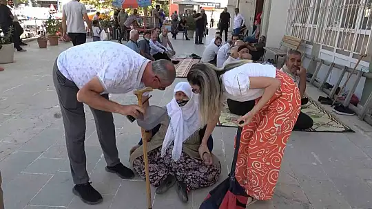 Zabıta Ekiplerinden Duygu İstismarcılarına Operasyon