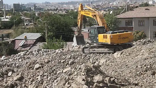 Elazığ'da dinamit kalıntısı polisi alarma geçirdi