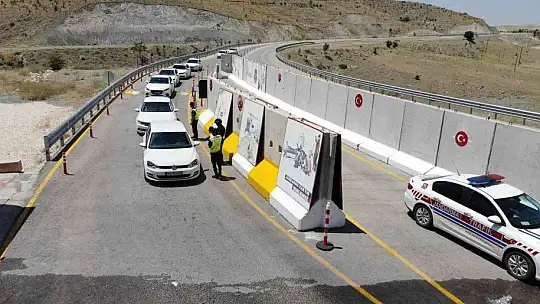 Elazığ'da dron destekli trafik denetimi