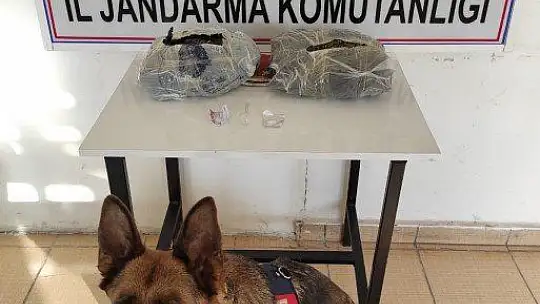 Elazığ'da el çantasında 2 kilo 150 gram esrar ele geçirildi
