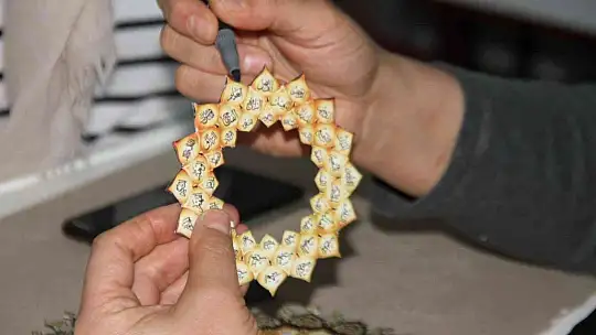 Elazığ'da el sanatları kursu kadınlara hem terapi hem de gelir kaynağı oldu
