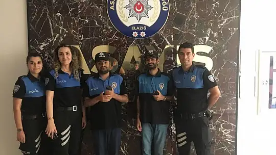 Elazığ'da engelli 2 gencin polislik hayali gerçek oldu
