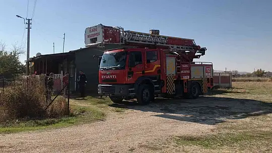 Elazığ'da ev yangını..