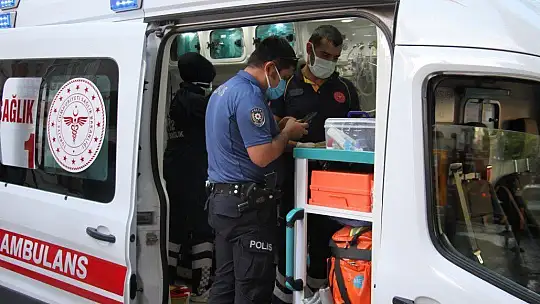 Elazığ'da ev yangını: 3 kişi dumandan etkilendi