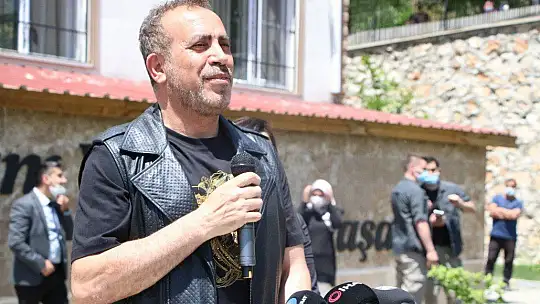 Elazığ'da evleri yanan aileler, yeni evlerine kavuştu