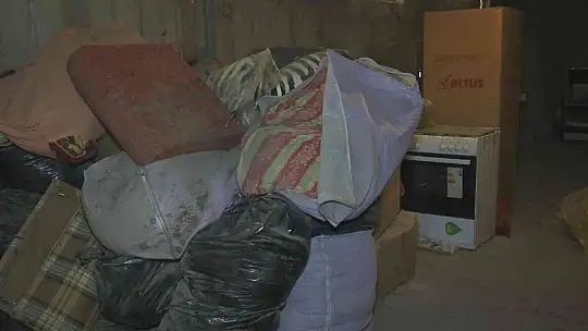 Elazığ'da filmlere konu olacak olay: Depremde emanet alınan eşyaların sahibini 2 yıldır arıyor