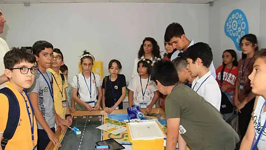 Elazığ'da Fırat'ın Çocukları İçin Teknoloji ve Yetkinlik Merkezi açıldı