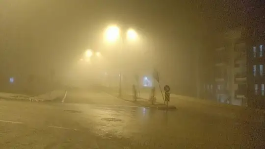 Elazığ'da gece saatlerinde yoğun sis: Görüş mesafesi 10 metreye kadar düştü