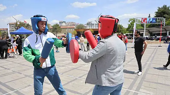 Elazığ'da Gençlik ve Spor Festivalleri gerçekleştirildi