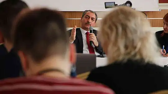 Elazığ'da Görünmezi Görünür Kılmak Projesi çalıştayı açılış toplantısı yapıldı