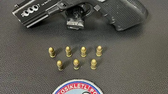Elazığ'da haklarında kesinleşmiş hapis cezası bulunan 7 kişi yakalandı